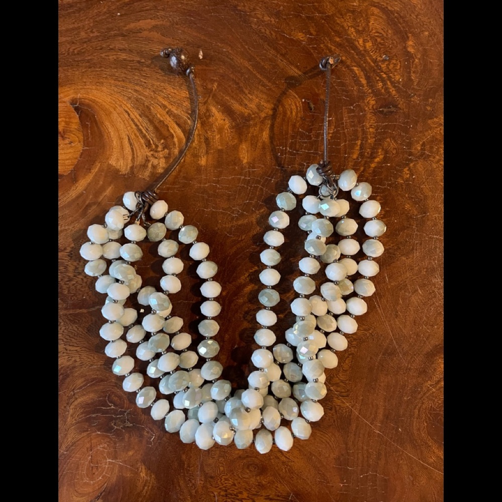 Beautiful green necklace.